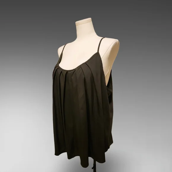 Dark Camo Green Pleated Babydoll Sleeveless Camisole Top - Picture 4 of 11